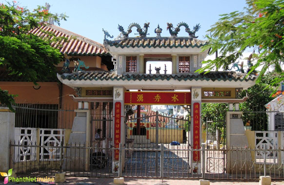 Van Thuy Tu Temple and Whale Museum